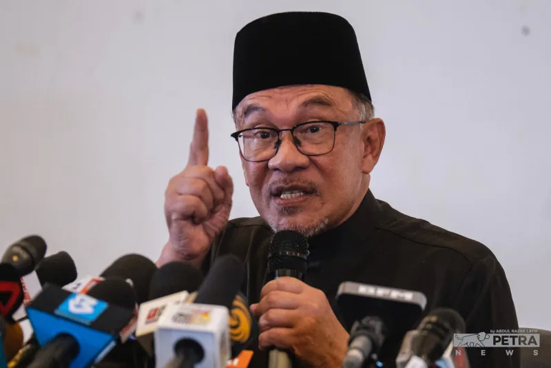 Anwar Ibrahim Heran Koruptor di Malaysia Sok Jadi Pahlawan