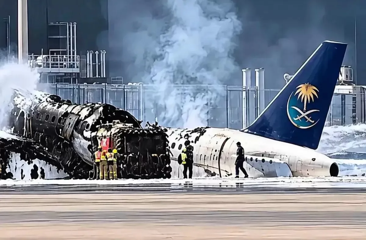 Thumbnail Bandara Riyadh Jadi Sasaran Serangan, 13 Orang Meninggal dan 309 Terluka