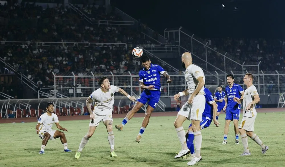 Remontada! Persib Bandung Hancurkan Perlawanan Bhayangkara FC usai Tertinggal 2 Gol