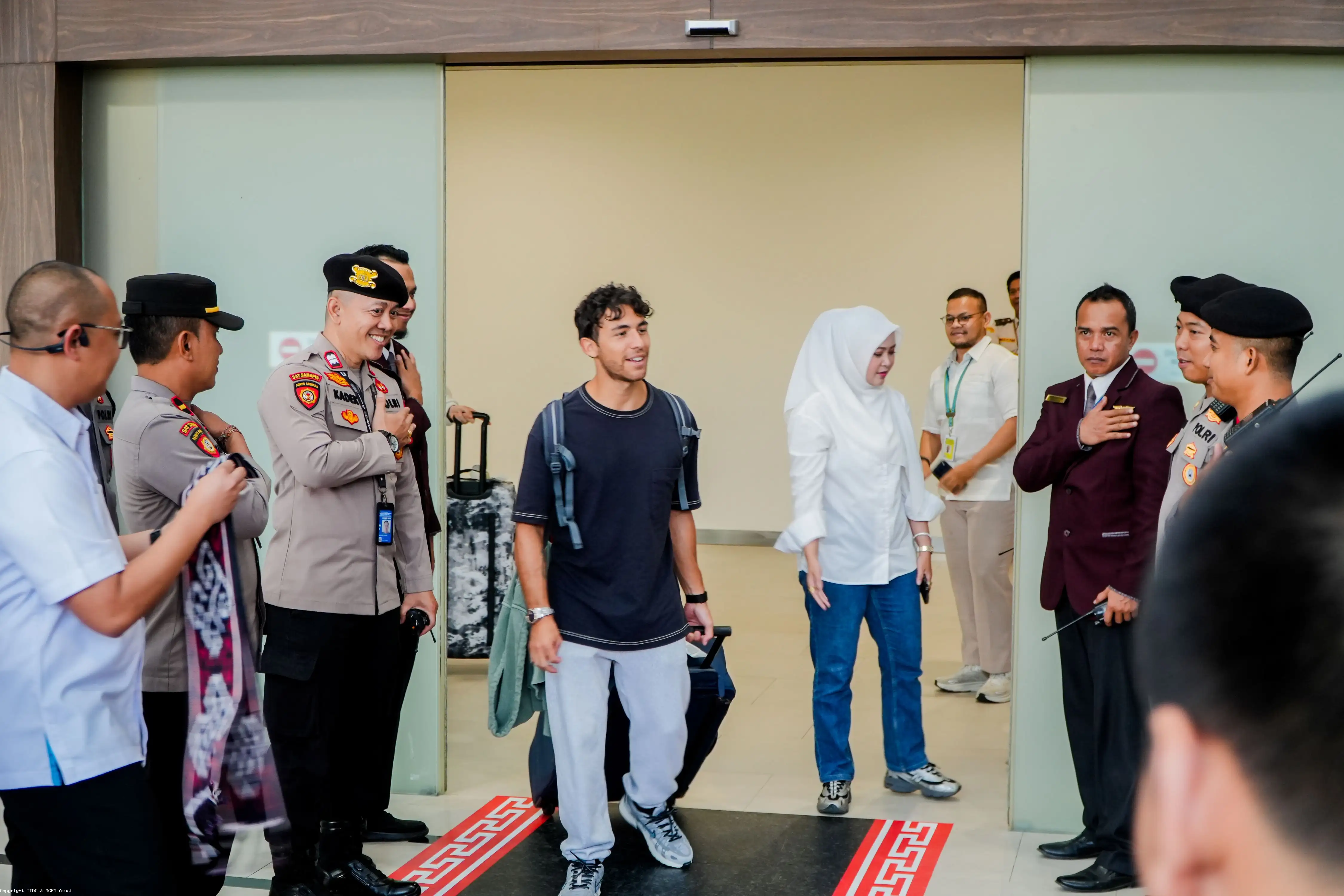 Enea Bastianini tiba di Lombok untuk ikuti MotoGP 2026. Foto: MGPA