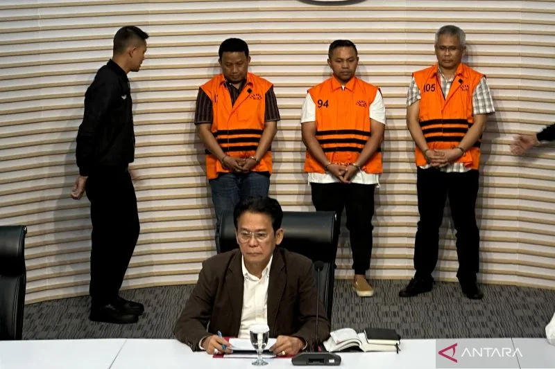 KPK: Gubernur Riau Raih Rp2,5 Miliar Hasil Peras Anak Buah