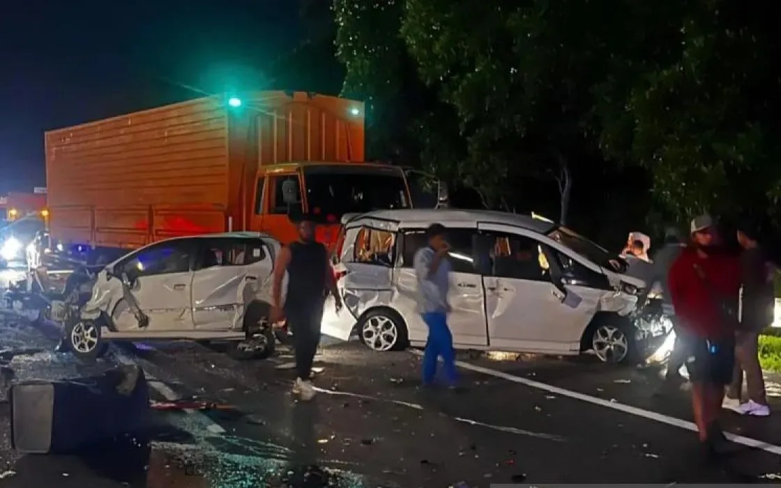 Kecelakaan Beruntun 10 Kendaraan di Tol Cipularang KM 93, Dua Orang Wafat