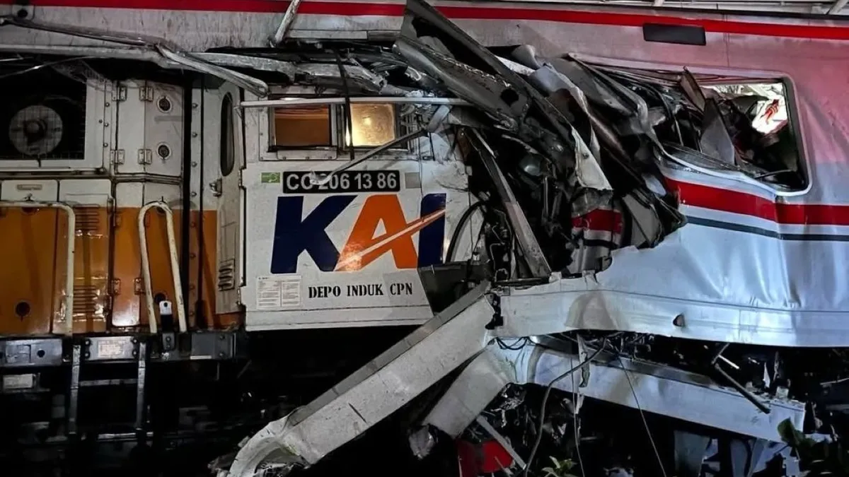 Kronologi Tabrakan KA Argo Bromo dan KRL di Bekasi Timur: Satu Kereta Tembus Gerbong