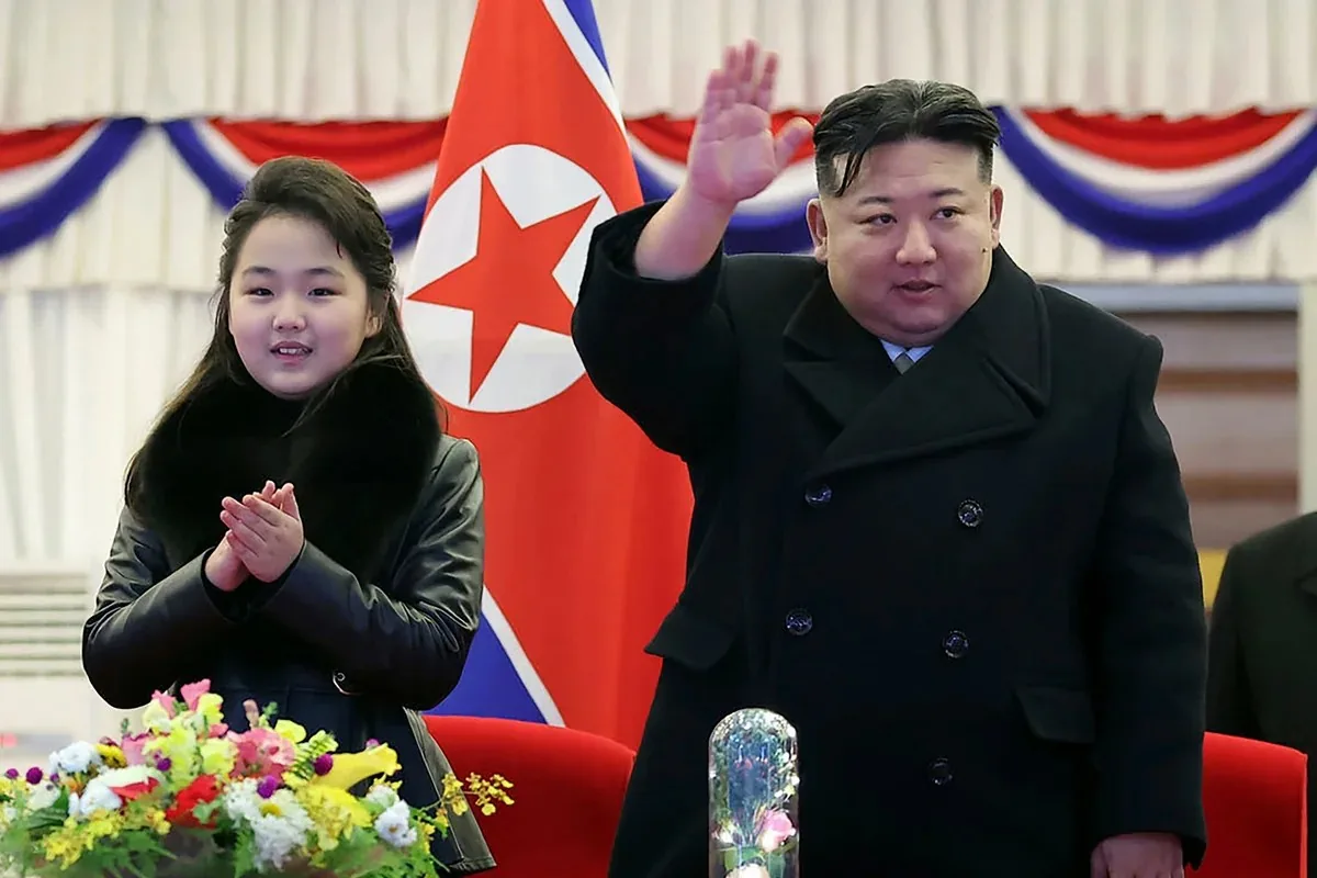 Intelijen Korsel: Kim Jong Un Disebut Siapkan Putrinya Kim Ju Ae sebagai Penerus Pemimpin Korut