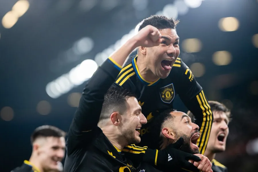 Manchester United Kalahkan Arsenal 3-2, MU ke Peringkat 4 Liga Inggris