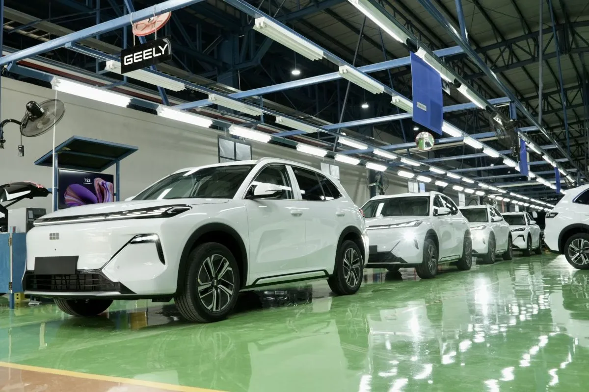 Mobil China Geely Mulai Produksi di Purwakarta