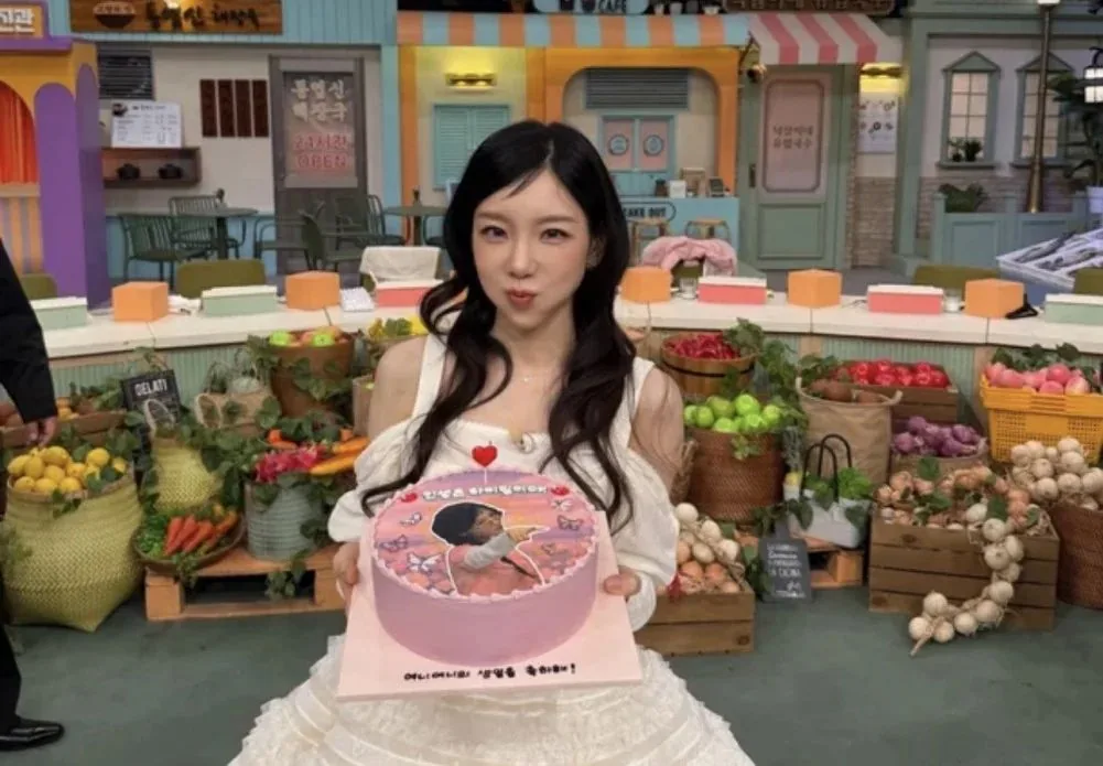 Momen Ulang Tahun Taeyeon Dibagikan ke Penggemar