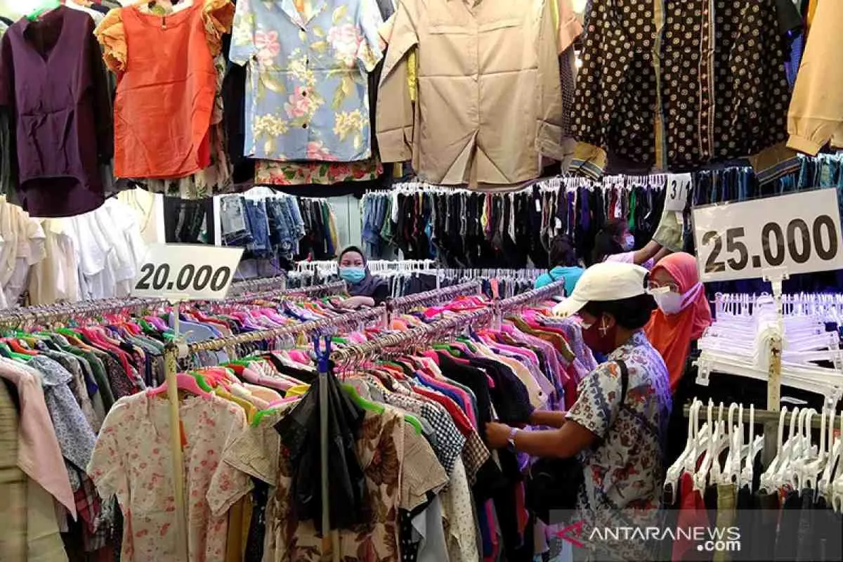 Importir Pakaian Bekas Ilegal Bakal Didenda selain Dipenjara