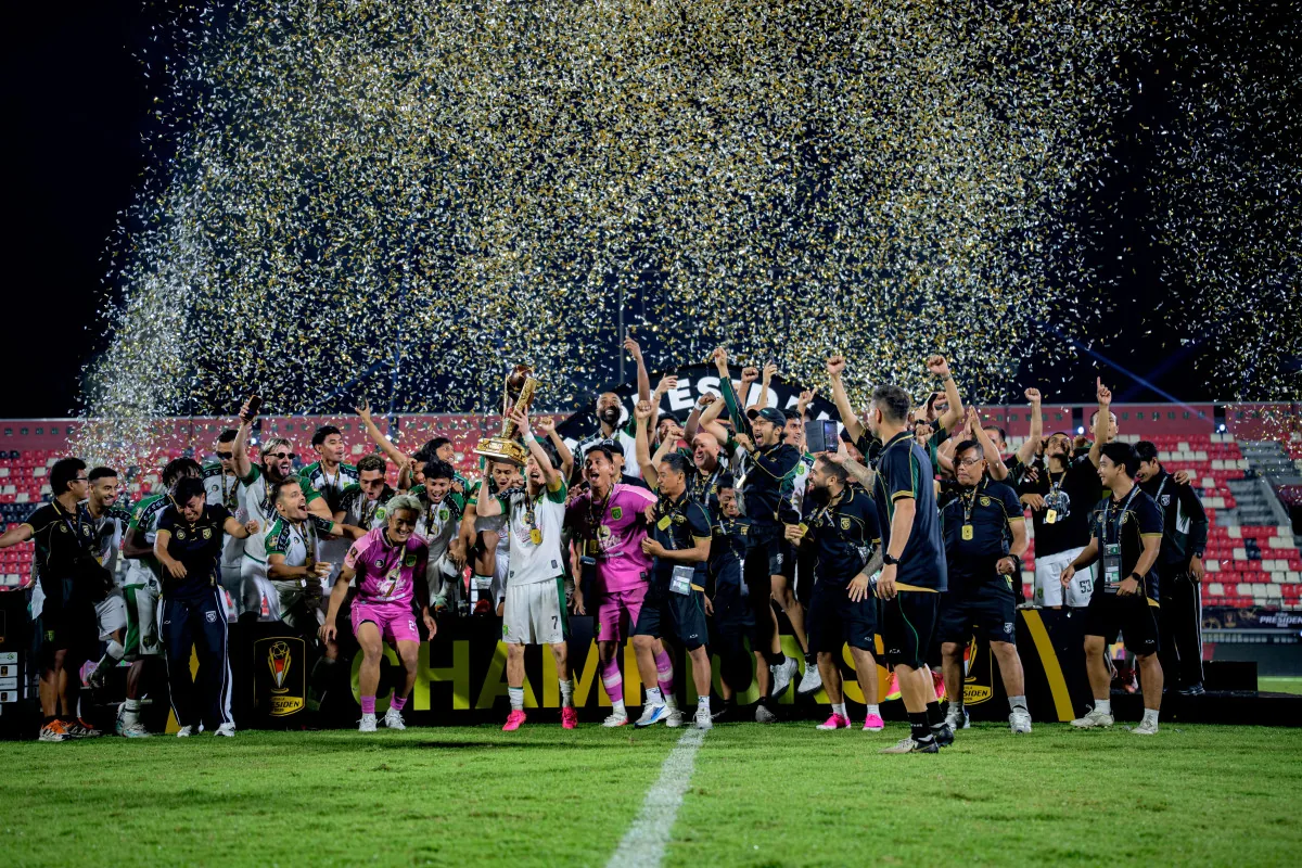 Thumbnail Persebaya Juara Piala Presiden 2026 Usai Taklukkan Persib Lewat Adu Penalti 6-5
