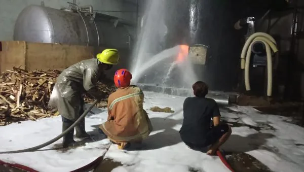 Pabrik Mebel Milik Jokowi di Sragen Terbakar, Api Muncul dari Oven Kayu