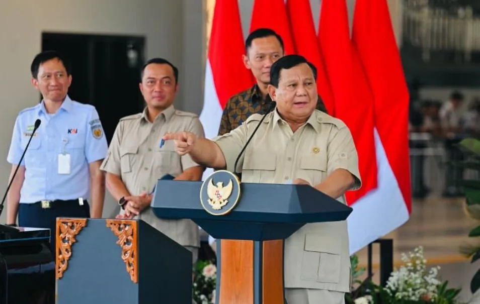 Prabowo Perintahkan AHY Segera Bangun Jaringan Kereta di Kalimantan
