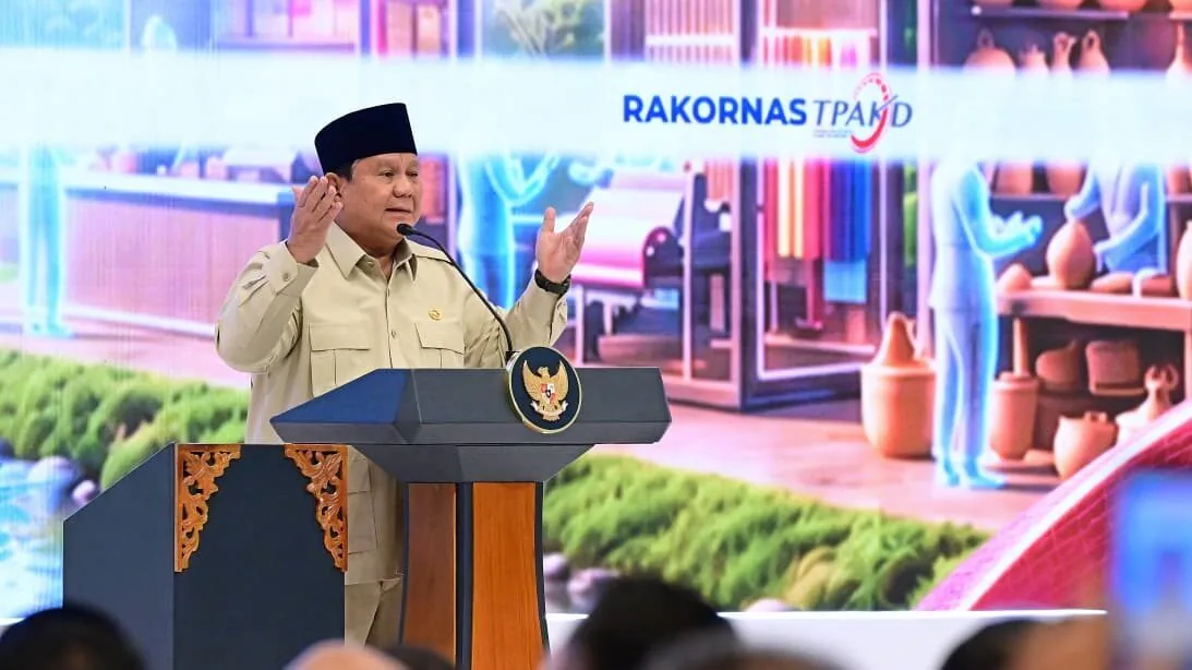 Prabowo Bercanda  ke Teddy Seskab: Jangan Ngatur, Gue Ini Presiden, Ted!