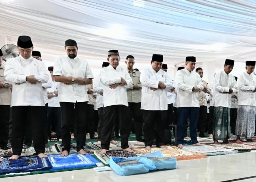 Presiden Prabowo Salat Idulfitri 1447 H di Aceh Tamiang Bersama Warga Korban Bencana