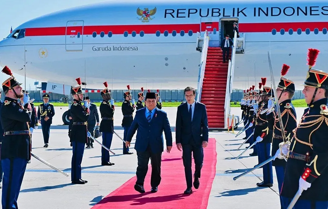 Prabowo Dijadwalkan Salat Idul Adha di KBRI Paris