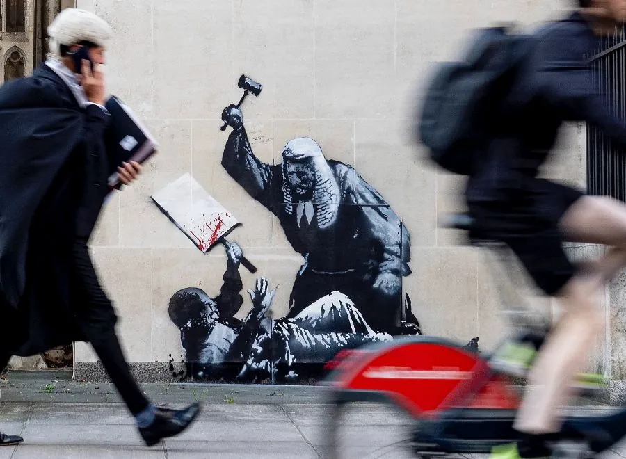 Identitas Banksy Terungkap? Reuters Bilang Banksy Asli Bernama Robin Gunningham!