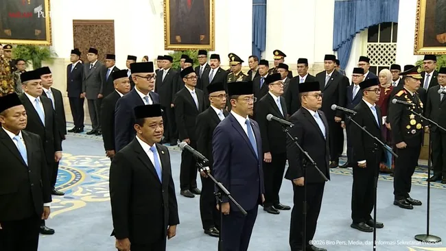 Thumbnail Reshuffle Ketujuh, Prabowo Rombak Kabinet dan Pucuk Polri