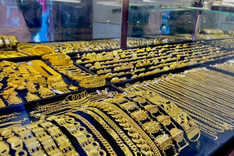 Thumbnail Inflasi Indonesia pada 2025 Capai 2,92 Persen, Emas Penyumbang Terbesar