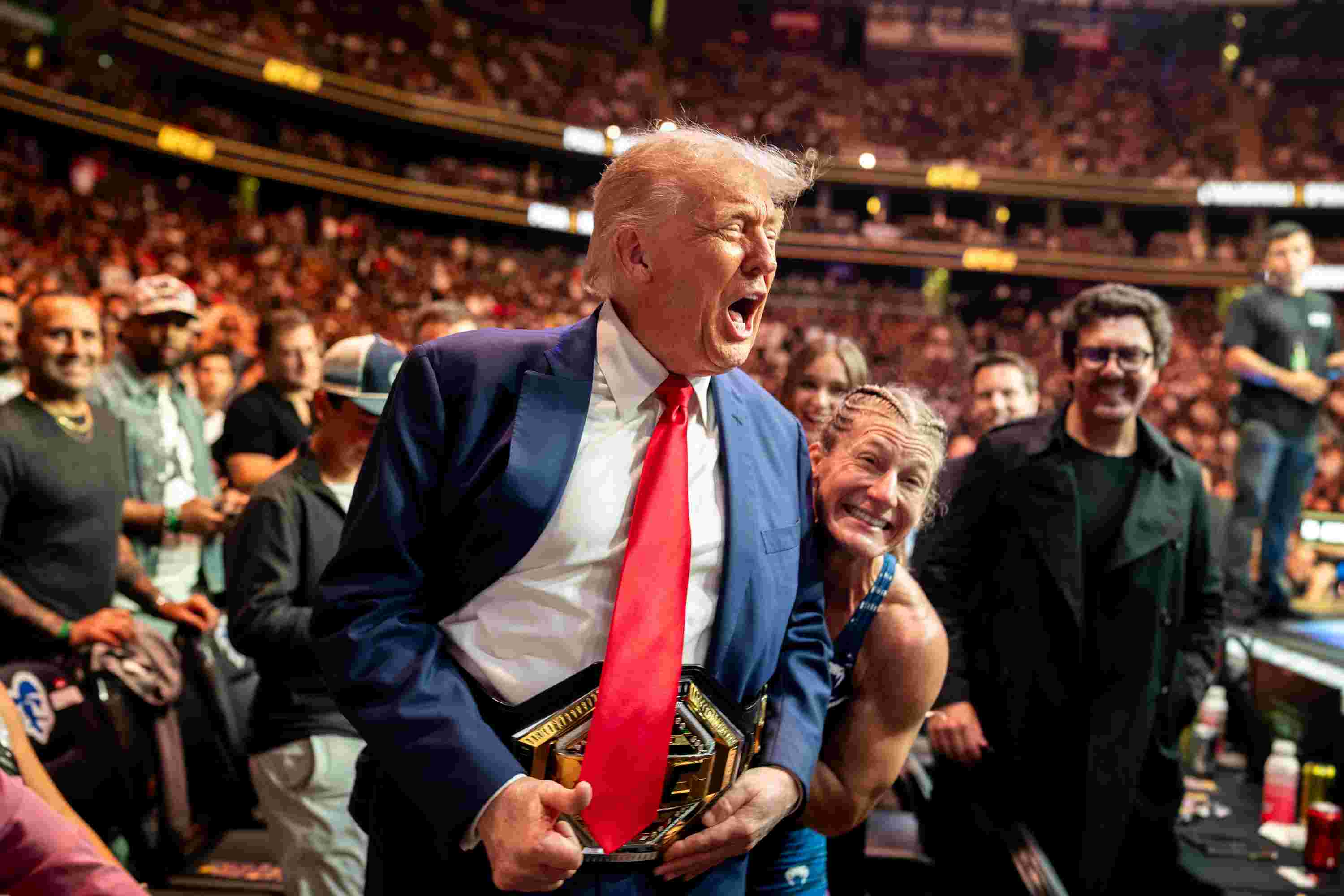 Trump Gelar UFC di Gedung Putih pada 2026, McGregor vs Chandler