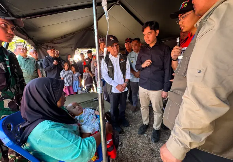 Gibran Tinjau Dampak Gempa NTT di Manggarai, Pastikan Bantuan Disalurkan dan Sekolah Dipulihkan
