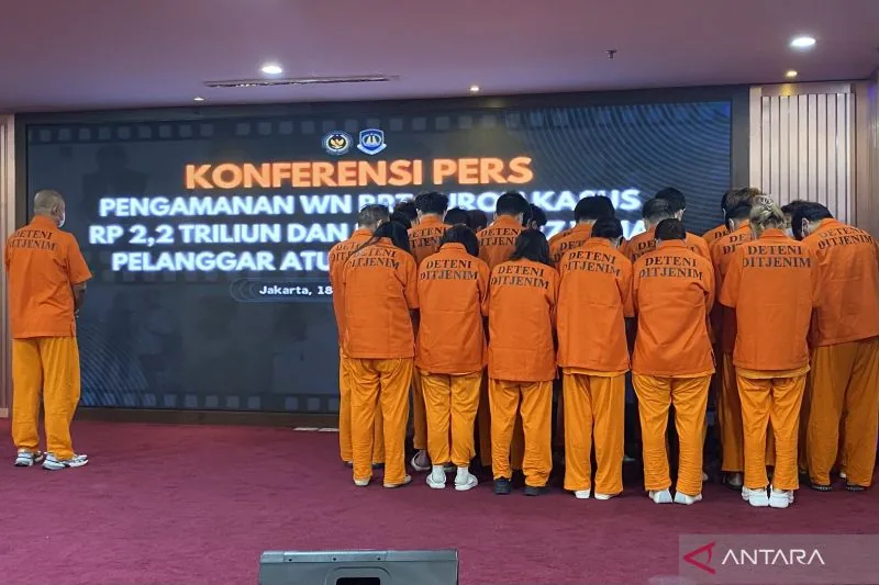 Imigrasi RI Tangkap Buronan Kakap China di Batam